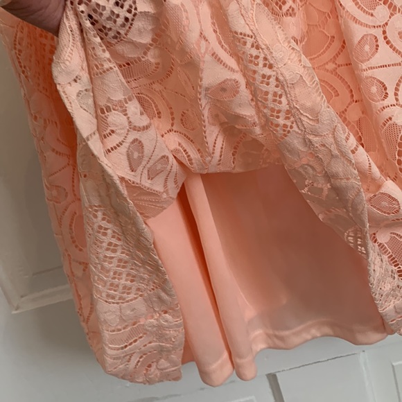 Alya Lace Overlay Sleeveless Dress - Picture 4 of 7